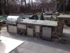 outdoor kitchen